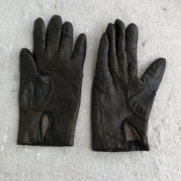 Lamb skin gloves - Picture 1 of 3
